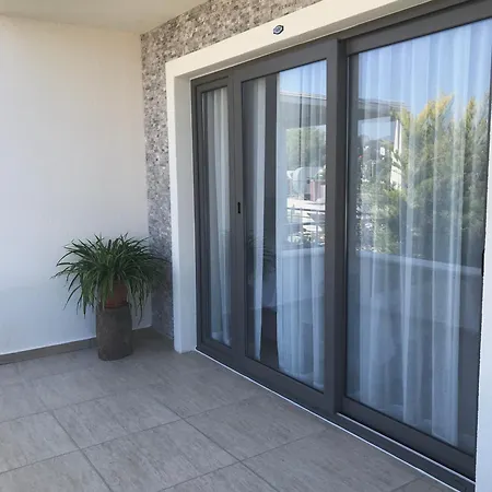 Eda Pensiune Göltürkbükü